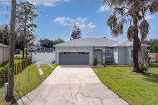 138 Hollyhock Ct, Kissimmee, FL 34743 - Photo 1