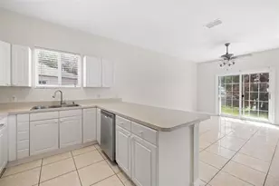 138 Hollyhock Ct, Kissimmee, FL 34743 - Photo 24