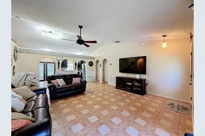 533 Bent Oak Loop, Davenport, FL 33837 - Photo 6