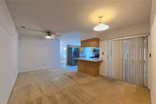 566 Oak Branch Cir, Kissimmee, FL 34758 - Photo 10