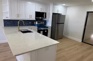 352 Cocoa Ct, Kissimmee, FL 34758 - Photo 6
