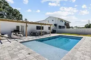 5910 Denver St NE, Saint Petersburg, FL 33703 - Photo 12