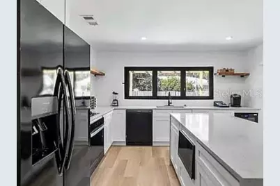 5910 Denver Street NE, Saint Petersburg, FL 33703 - Photo 8