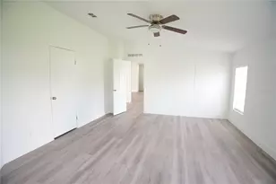 1124 Dara Cay Dr, Kissimmee, FL 34741 - Photo 20