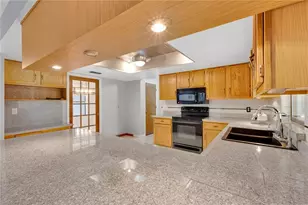 3292 Majestic Oak Dr, Saint Cloud, FL 34771 - Photo 6