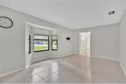 3292 Majestic Oak Drive, Saint Cloud, FL 34771 - Photo 2