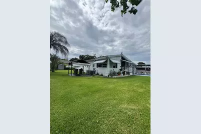 190 E Miami Terrace, Kissimmee, FL 34741 - Photo 2