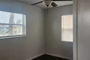723 Michigan Ct, Saint Cloud, FL 34769 - Photo 2