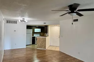 1948 Lake Atriums Cir, Orlando, FL 32839 - Photo 4