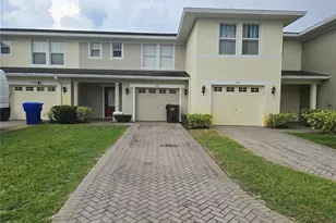 2039 Cypress Bay Blvd, Kissimmee, FL 34743 - Photo 2