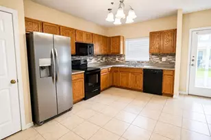 2039 Cypress Bay Blvd, Kissimmee, FL 34743 - Photo 4