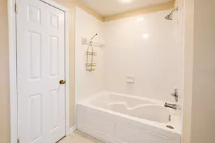 2039 Cypress Bay Blvd, Kissimmee, FL 34743 - Photo 10