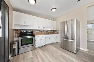 2030 Milton St, Lakeland, FL 33801 - Photo 12