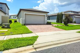 3532 Monaco Ln, Davenport, FL 33897 - Photo 2