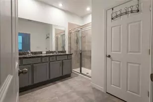 693 Crown Rose Dr, Eagle Lake, FL 33839 - Photo 14