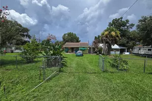 2714 Sample St, Kissimmee, FL 34744 - Photo 2