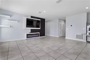 1582 Finnigan Cir, Haines City, FL 33844 - Photo 6