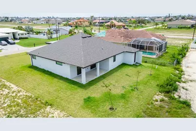 1638 NW 36th Place, Cape Coral, FL 33993 - Photo 6