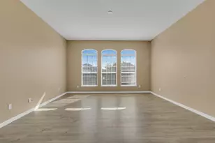 2827 Sand Arbor Cir, Orlando, FL 32824 - Photo 2