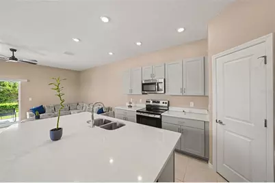 5170 Quakers Place, Saint Cloud, FL 34769 - Photo 6