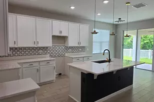 4382 Southern Vista Loop, Saint Cloud, FL 34771 - Photo 6
