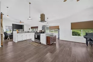 722 Hunt Dr, Lake Wales, FL 33853 - Photo 14