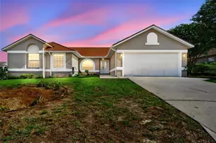 722 Hunt Dr, Lake Wales, FL 33853 - Photo 1
