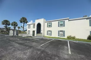 1034 Plantation Dr, Kissimmee, FL 34741 - Photo 2