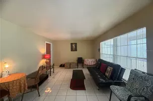 1034 Plantation Dr, Kissimmee, FL 34741 - Photo 4