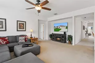 1020 Pine Ridge Dr, Davenport, FL 33896 - Photo 6