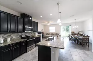 2749 Pleasant Cypress Cir, Kissimmee, FL 34741 - Photo 6