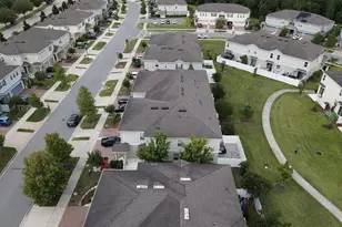 2749 Pleasant Cypress Cir, Kissimmee, FL 34741 - Photo 14
