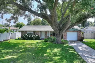 2802 Sunset Dr NW, Winter Haven, FL 33881 - Photo 2