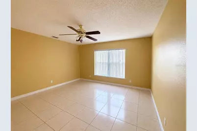 905 Gloucester Court, Kissimmee, FL 34758 - Photo 2