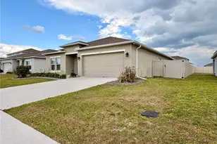 2531 Driftwood St, Auburndale, FL 33823 - Photo 2