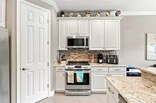 463 Monterey St, Poinciana, FL 34759 - Photo 10