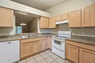 3341 Celena Cir, Saint Cloud, FL 34769 - Photo 6