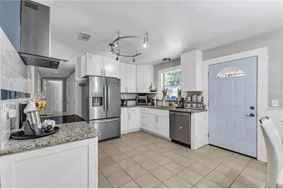 7903 Lemans Drive, Jacksonville, FL 32210 - Photo 10