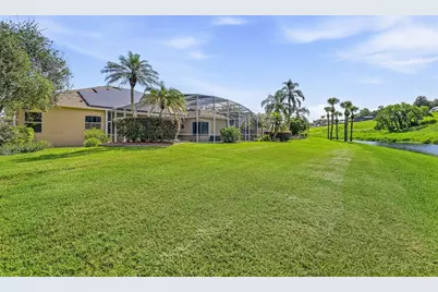 8071 Canyon Lake Circle, Orlando, FL 32835 - Photo 46