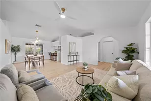 1620 Christa Ct, Saint Cloud, FL 34772 - Photo 2
