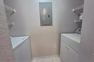 5483 Vineland Rd, Orlando, FL 32811 - Photo 14