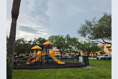5483 Vineland Road #10209, Orlando, FL 32811 - Photo 18