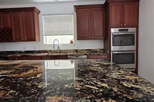 10030 Stratford Pointe Ave, Orlando, FL 32832 - Photo 8