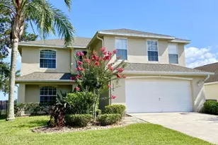 2704 Prestwick Ln, Kissimmee, FL 34744 - Photo 1