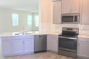 1367 Shinnecock Hills Dr, Davenport, FL 33896 - Photo 8