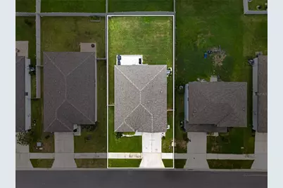 38626 Finn Clover Lane, Zephyrhills, FL 33540 - Photo 2