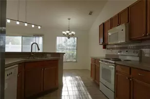 10500 Lake Hasson Cir, Clermont, FL 34711 - Photo 6