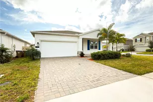 6300 Chirpine Ln, Saint Cloud, FL 34771 - Photo 2