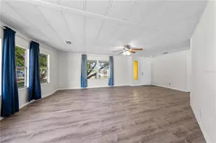 5601 Lake Lizzie Dr, Saint Cloud, FL 34771 - Photo 22