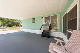 5601 Lake Lizzie Dr, Saint Cloud, FL 34771 - Photo 10